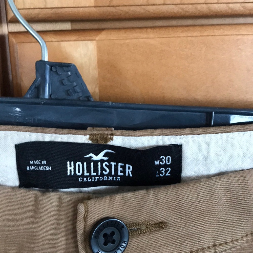 Hollister mens chinos lightly worn.